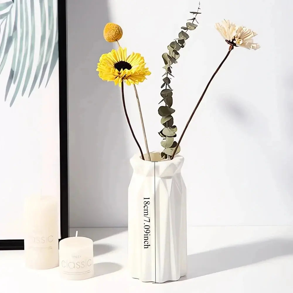 Small Nordic Plastic Fresh Flower Pot Storage LAVIVA