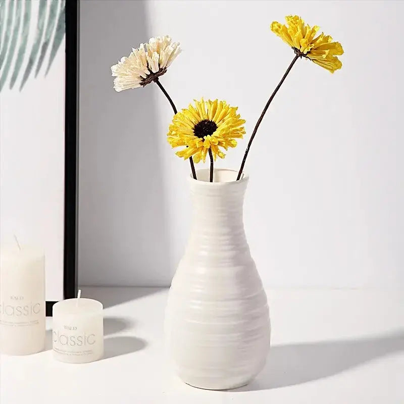 Small Nordic Plastic Fresh Flower Pot Storage LAVIVA