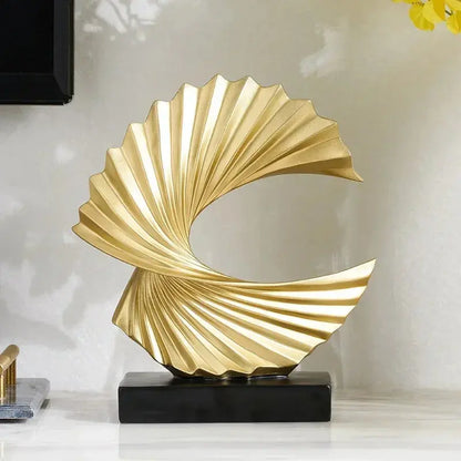 Resin Sculptur Art Golden Statue Living Room Home Office Decoration LAVIVA